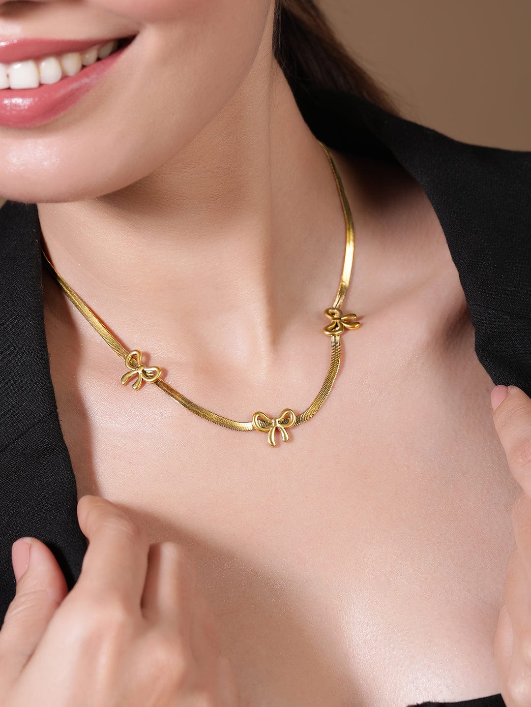 18k-gold-plated-stainless-steel-tarnish-free-waterproof-bow-design-chain-necklace-chain-necklace-37184326828206.jpg