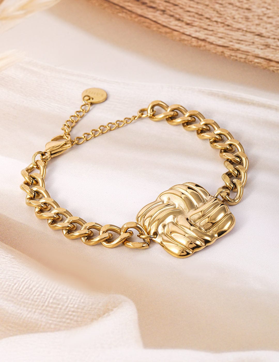 18k-gold-plated-stainless-steel-tarnish-free-waterproof-chunky-chain-bracelet-bracelet-36954375258286.jpg