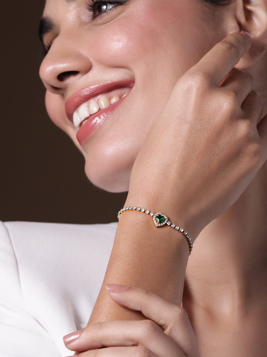 18k-gold-plated-stainless-steel-tarnish-free-waterproof-emerald-cz-heart-bracelet-bracelet-37184438599854.jpg
