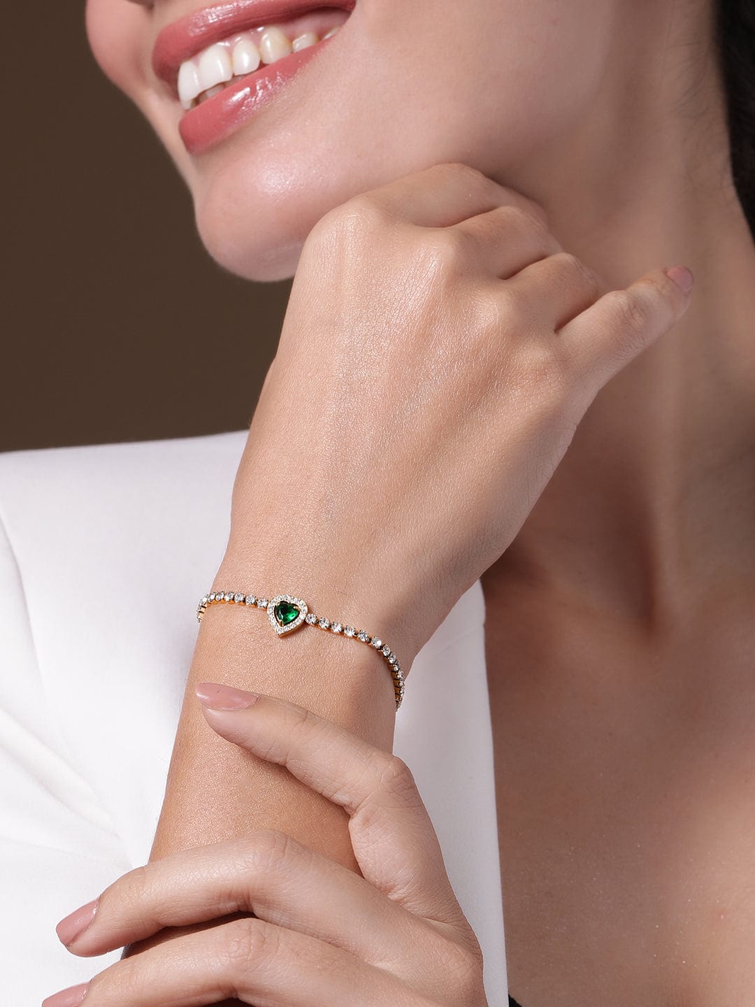 18k-gold-plated-stainless-steel-tarnish-free-waterproof-emerald-cz-heart-bracelet-bracelet-37184438632622.jpg