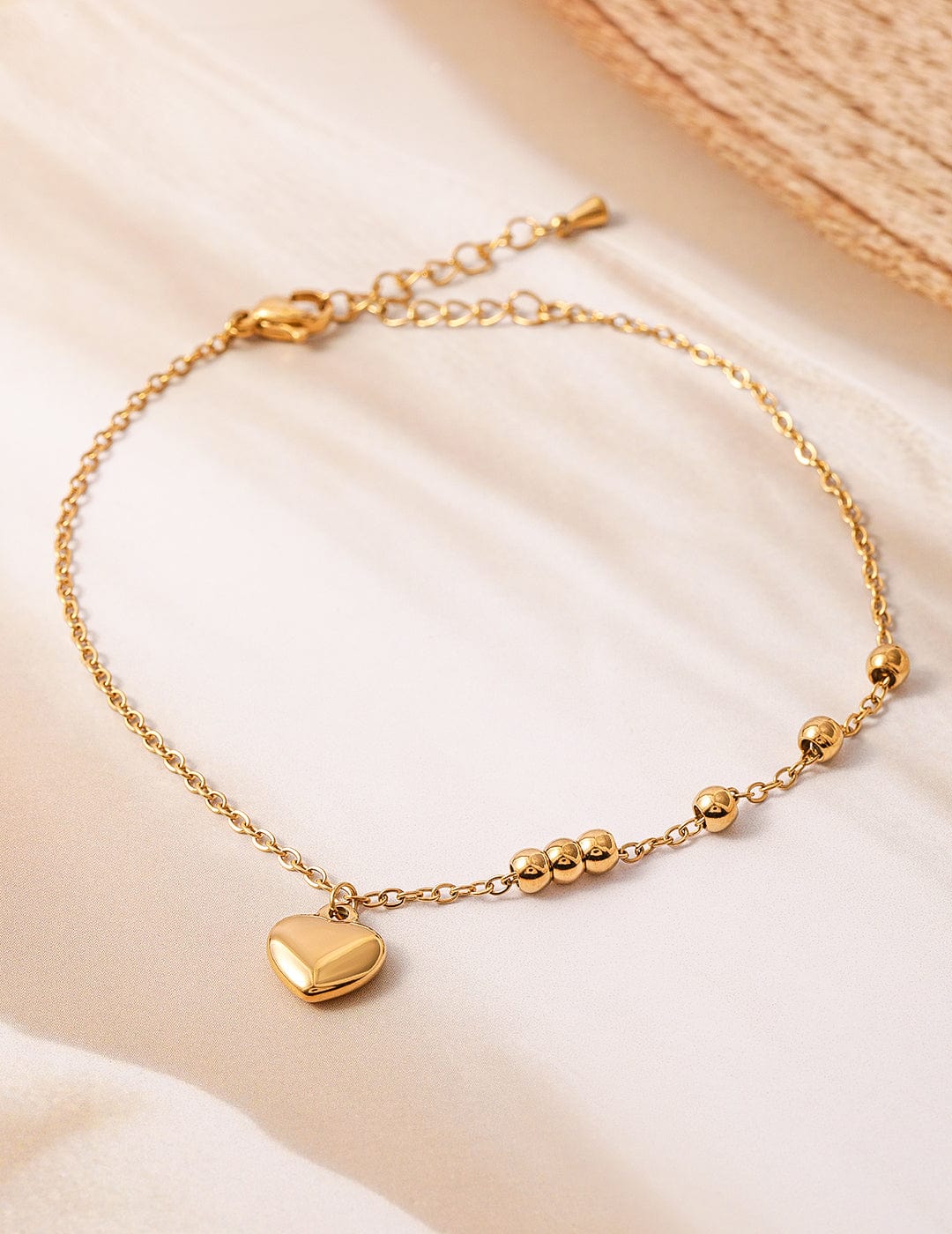 18k-gold-plated-stainless-steel-tarnish-free-waterproof-heart-charm-anklet-anklet-36954416873646.jpg