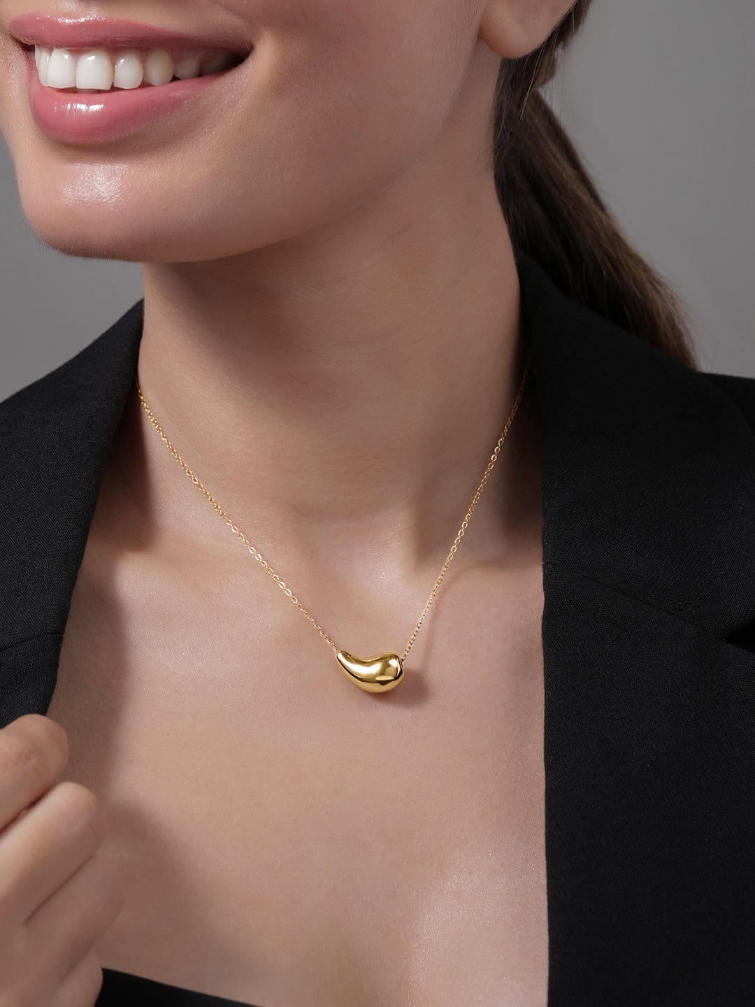 18k-gold-plated-stainless-steel-tarnish-free-waterproof-teardrop-pendant-necklace-necklaces-chains-necklace-36848455352494.jpg