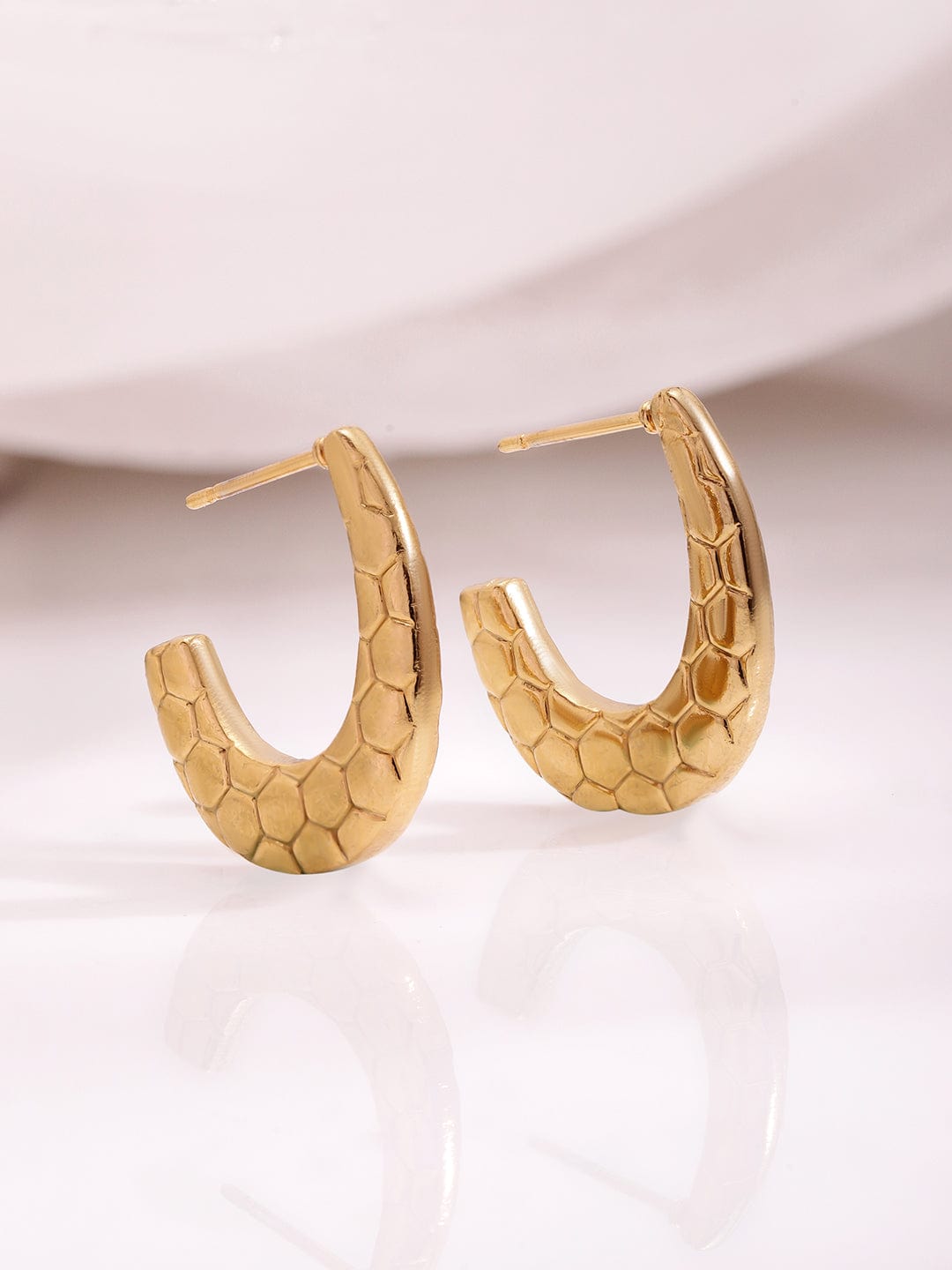 18kt-gold-plated-stainless-steel-tarnish-free-water-proof-demi-fine-hoop-earrings-hoop-earrings-37316859691182.jpg