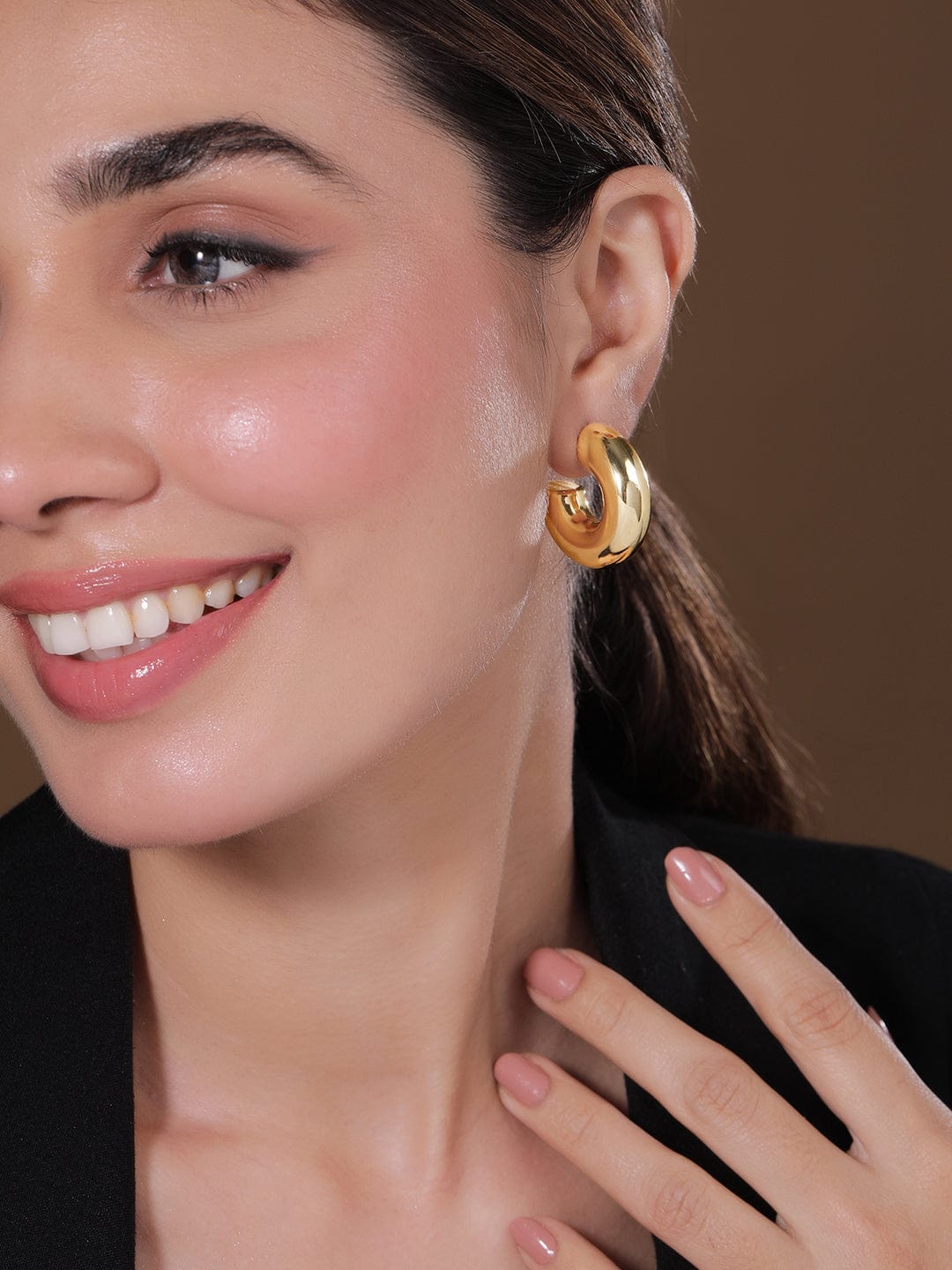 18kt-gold-plated-stainless-steel-tarnish-free-waterproof-bold-hoop-earrings-earrings-36848040083630.jpg