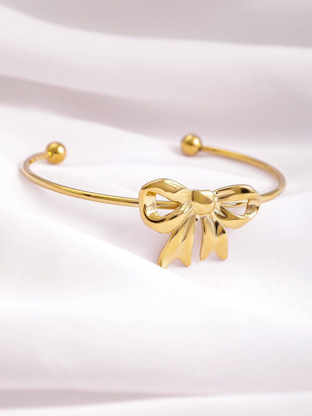 18kt-gold-plated-stainless-steel-tarnish-free-waterproof-bowknot-cuff-bracelet-bracelet-36757131886766.jpg