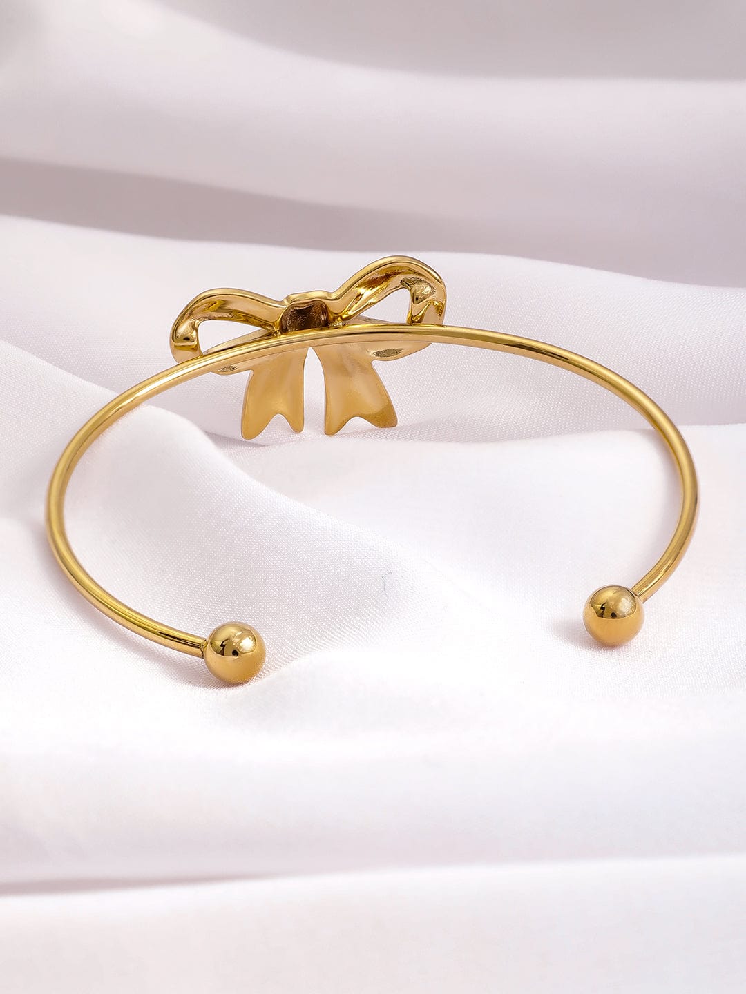 18kt-gold-plated-stainless-steel-tarnish-free-waterproof-bowknot-cuff-bracelet-bracelet-36757131919534.jpg
