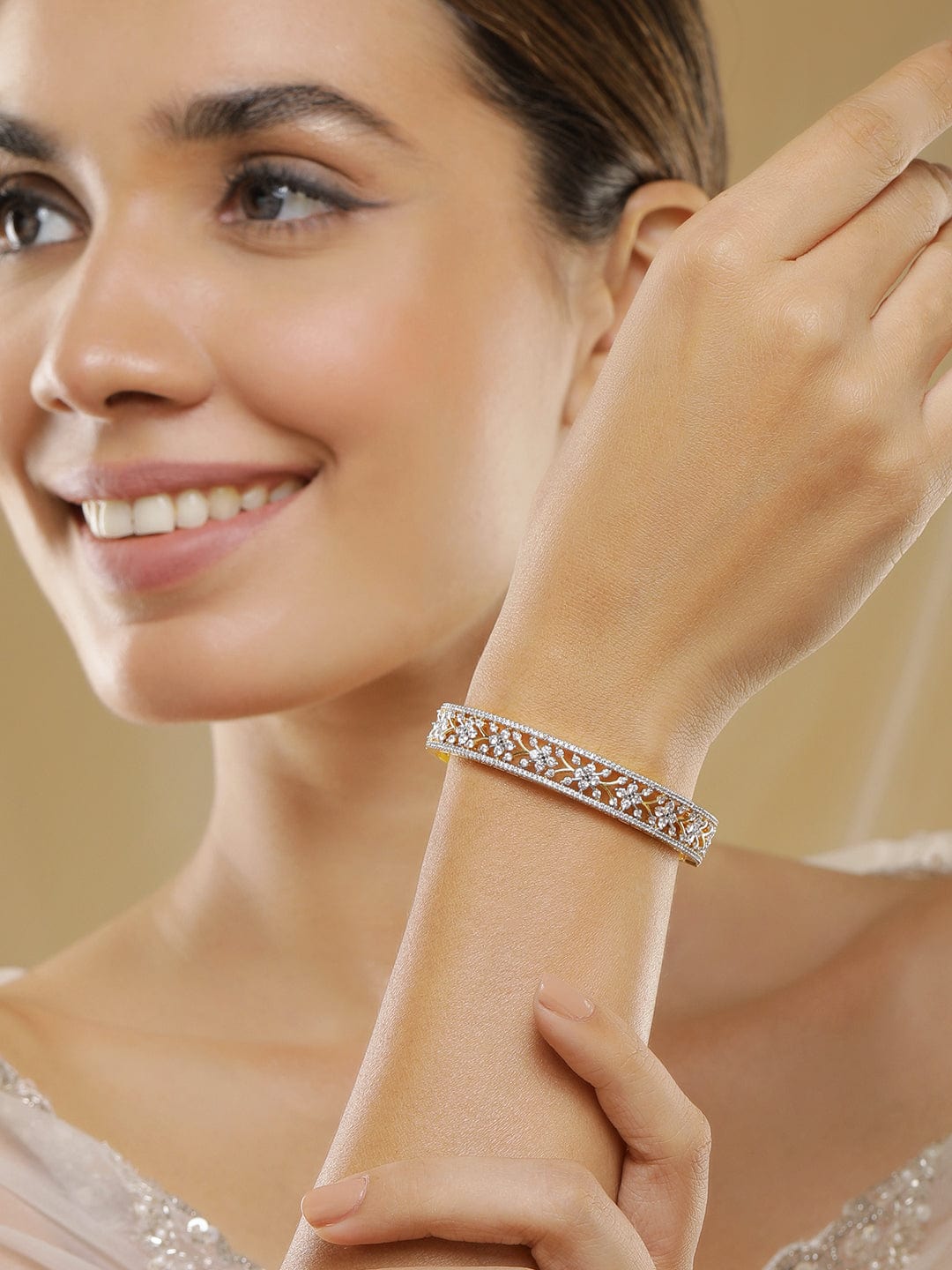 22kt-gold-cubic-zirconia-studded-bangle-style-bracelet-bracelet-37814398025902.jpg