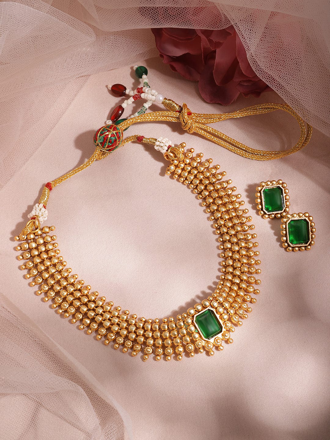 22kt-gold-plated-brass-emerald-stone-studded-intricate-necklace-with-earrings-set-jewellery-set-36111203336366.jpg