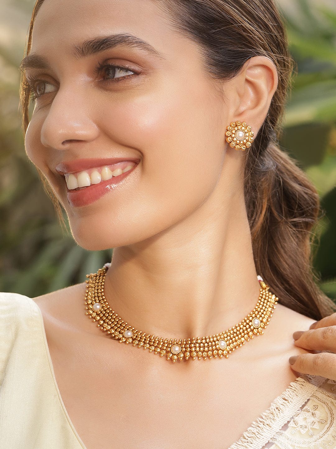 22kt-gold-plated-brass-white-stone-studded-necklace-set-necklace-set-36337695424686.jpg
