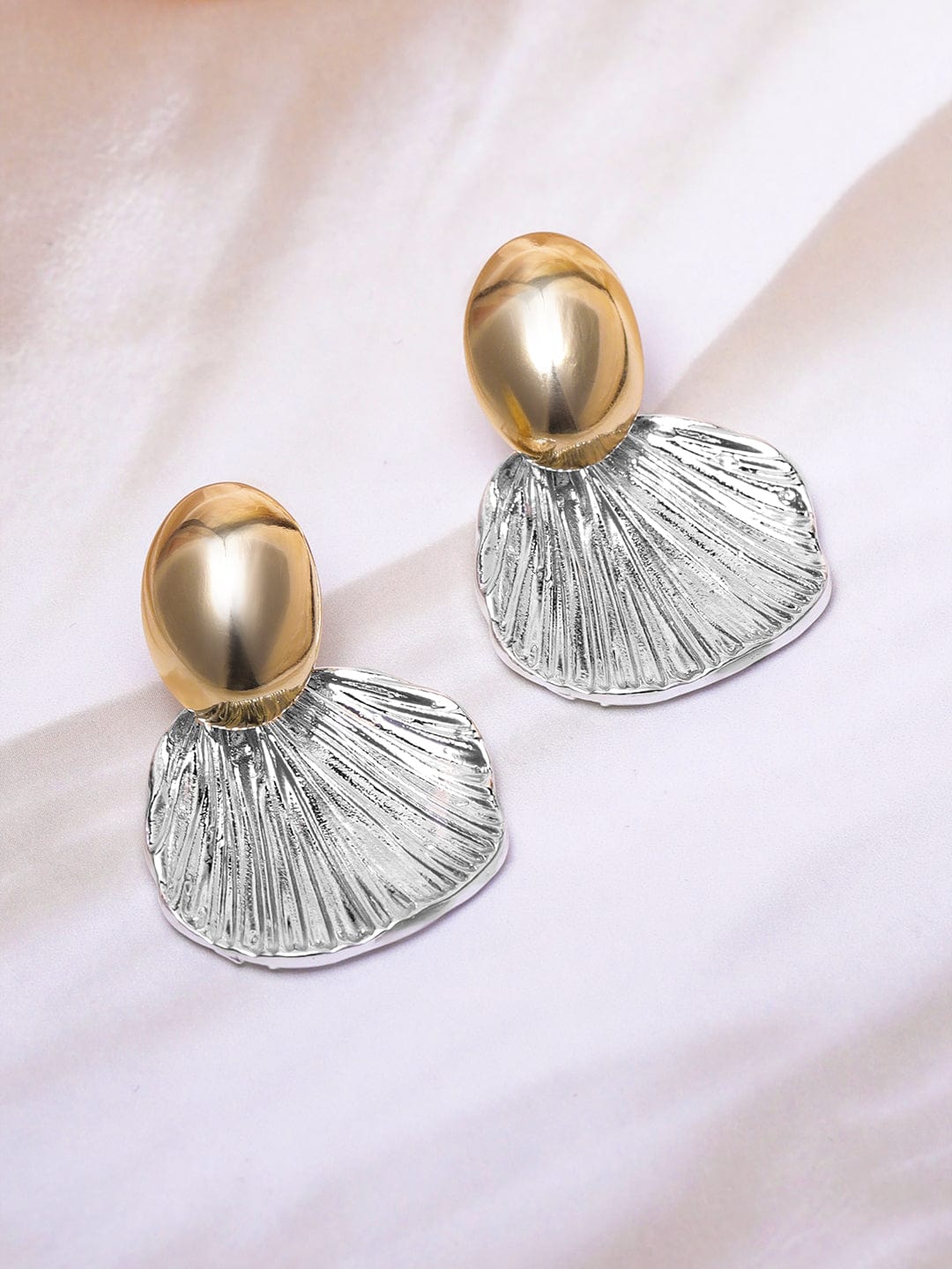 dual-tone-gold-silver-plated-shell-drop-earrings-drop-earrings-36992320831662.jpg