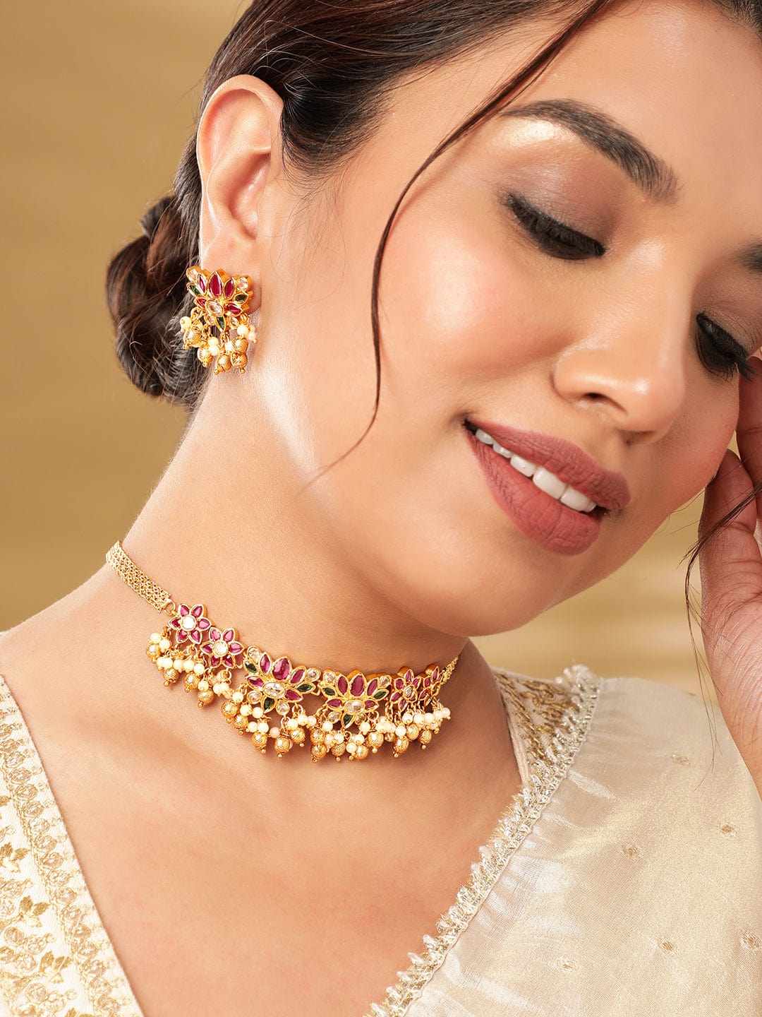 exquisite-22k-gold-plated-kemp-crystal-pearl-beaded-floral-choker-jewelry-set-jewellery-set-1143857341.jpg