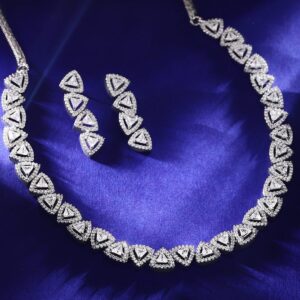 Rhodium-Plated Premium Zircons Studded Patterned Party Wear Jewellery Set - Silver