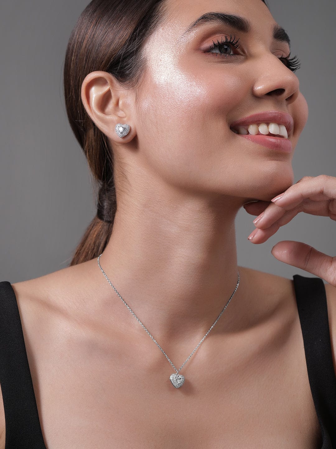 rhodium-plated-cz-studded-heart-shape-pendant-necklace-set-pendant-and-earrings-36940822773934.jpg