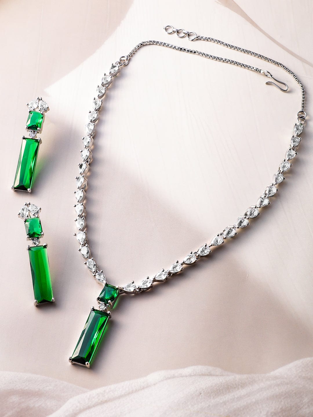 rhodium-plated-emerald-green-and-white-cubic-zirconia-studded-statement-necklace-set-necklace-set-36954377322670.jpg