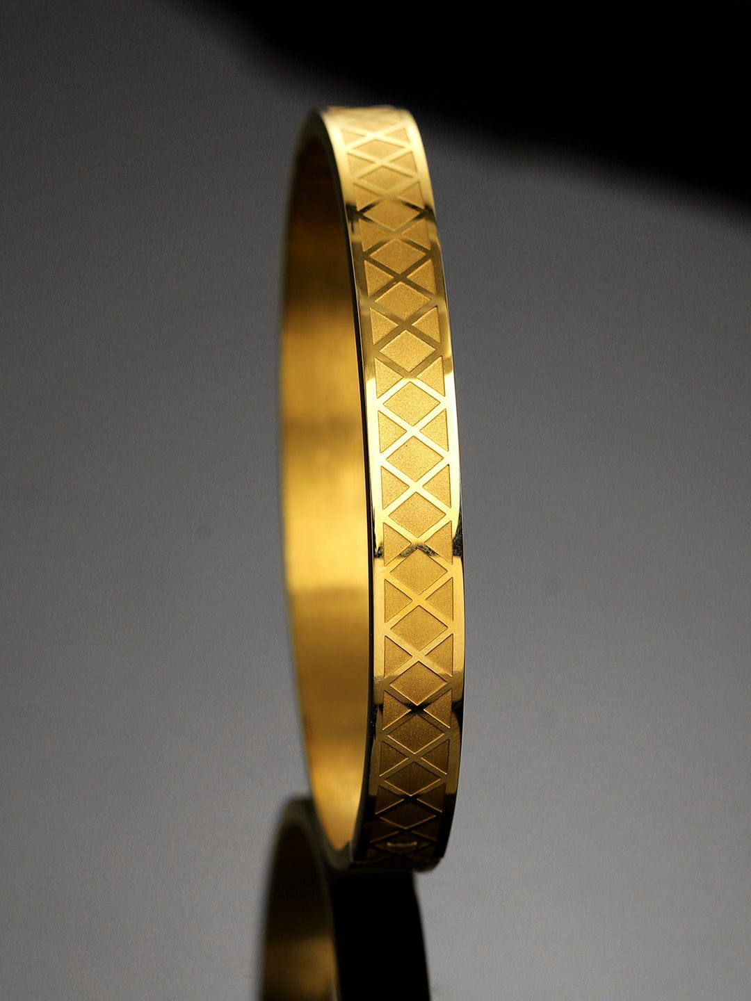 roadster-22k-gold-plated-geometric-cross-hatch-textured-bracelet-for-men-bracelets-1158545772.jpg