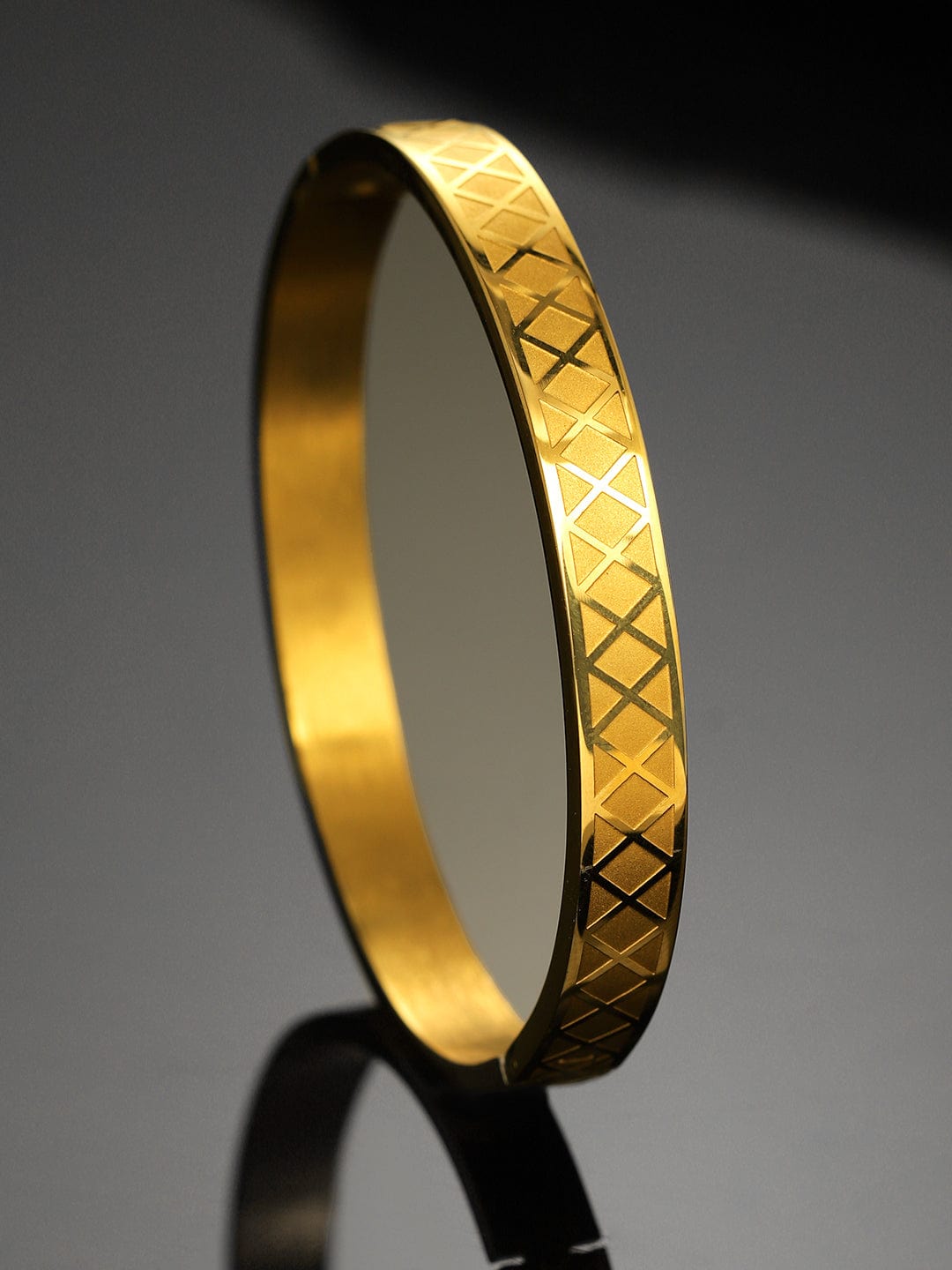 roadster-22k-gold-plated-geometric-cross-hatch-textured-bracelet-for-men-bracelets-1158545773.jpg