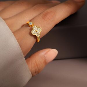 18K Gold-Plated Cubic Zirconia Studded Openable Clover Design Adjustable Ring - Gold