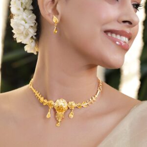 18K Gold-Plated Floral Motif Choker Necklace Set with Dangling Drops and Leaf Detailing