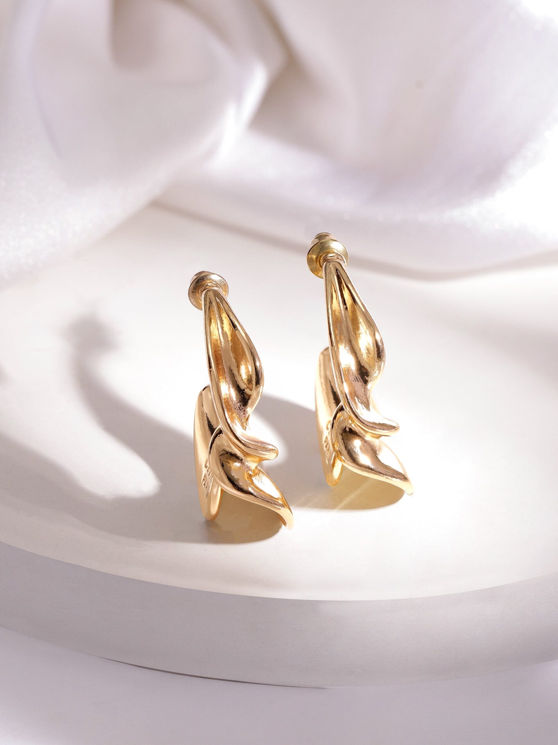 rubans-18k-gold-plated-sculptural-leaf-hoop-earrings-hoop-earrings-1143856950.jpg