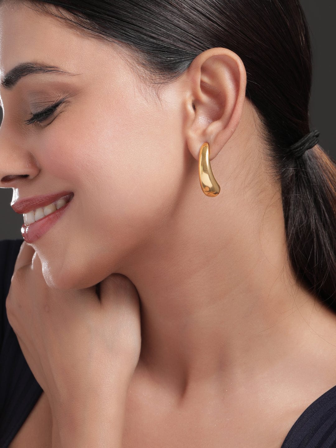 rubans-18k-gold-plated-stainless-steel-tarnish-free-waterproof-sculptural-drop-earrings-earrings-37338484768942.jpg