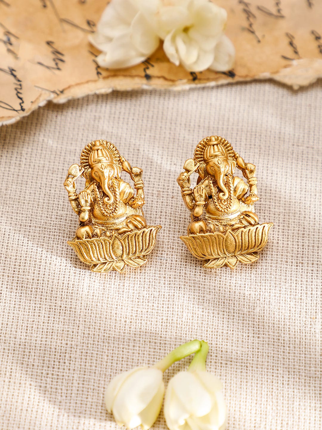 rubans-22k-gold-plated-divine-ganesh-motif-necklace-set-with-textured-traditional-chain-jewellery-set-1143859410.jpg