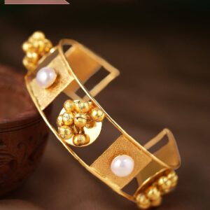 24K Gold Plated Handcrafted Bracelet With Pearls And Golden Beads - Gold