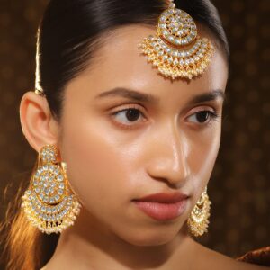 24K Gold Plated Kundan Stone Earrings & maang Tika Set - Gold
