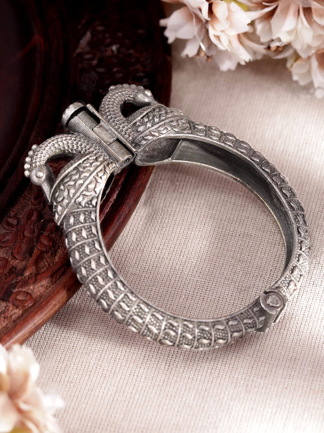 rubans-majestic-peacock-oxidized-silver-plated-kada-bracelet-bangles-bracelets-34942193664174.jpg