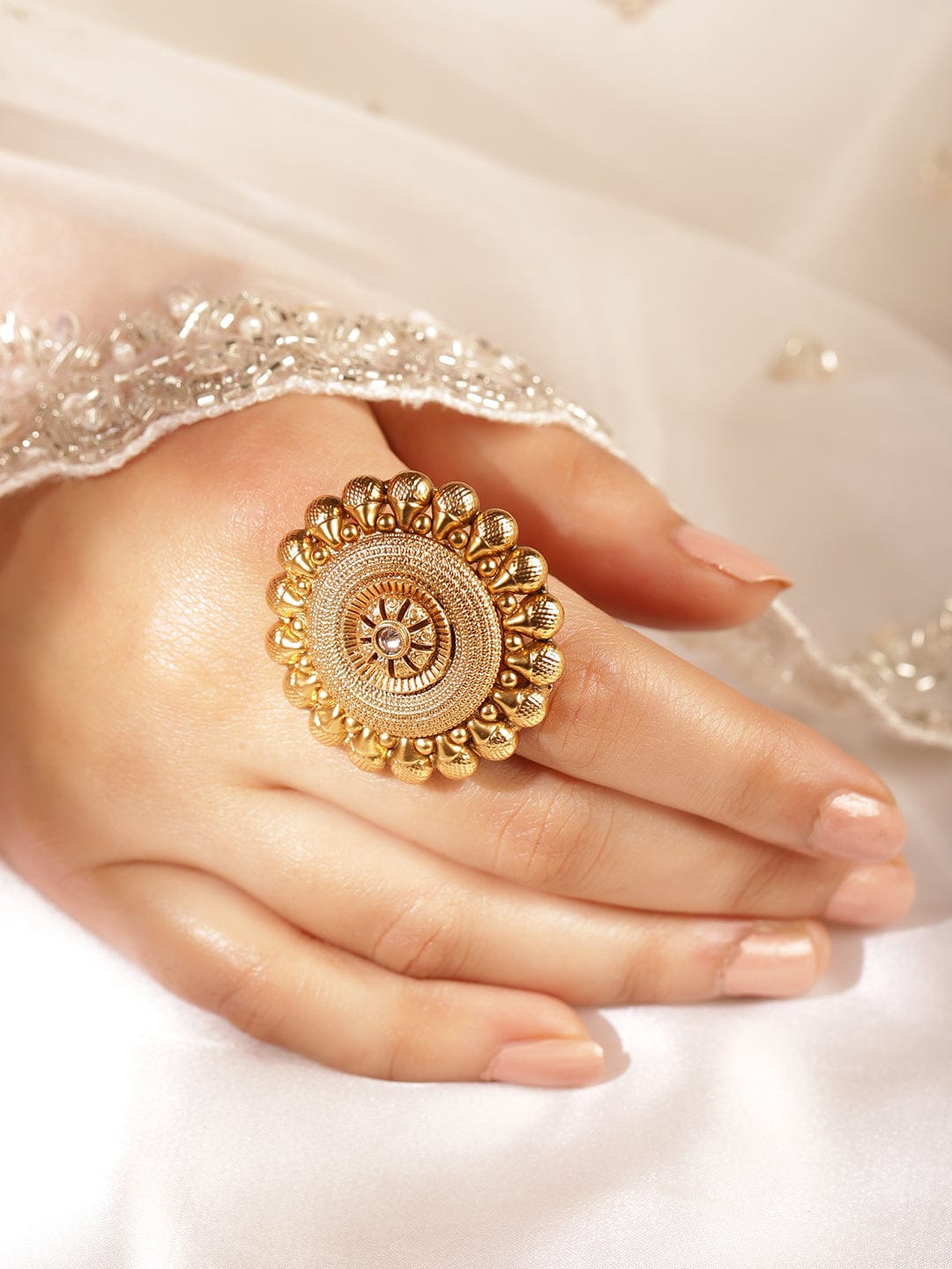 Opulent Elegance: 22K Gold-Plated Statement Rings for Timeless Style - Gold