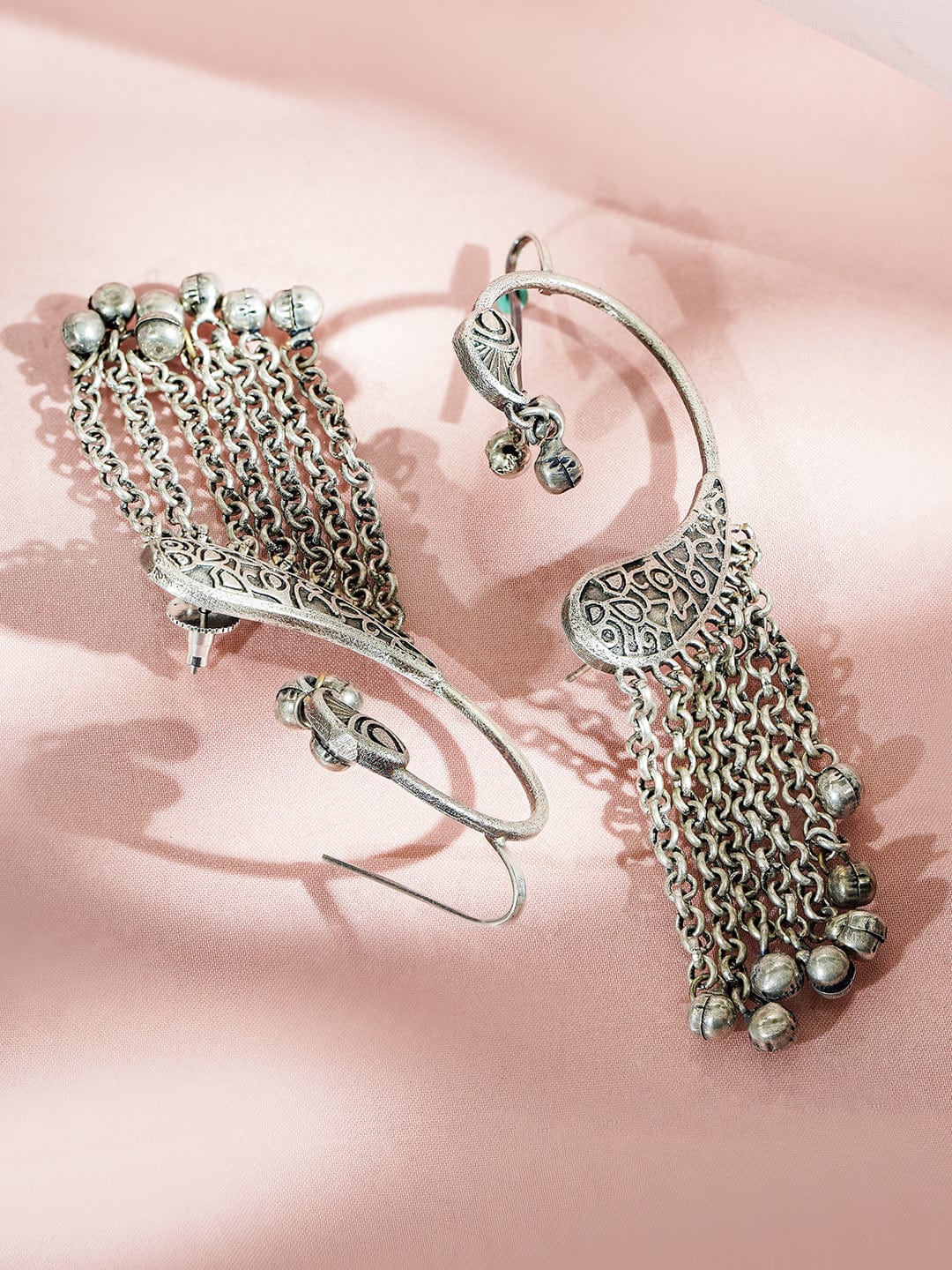 rubans-oxidized-silver-toned-brass-ear-cuff-earrings-with-engraved-motif-chain-dangles-earrings-1183330887.jpg