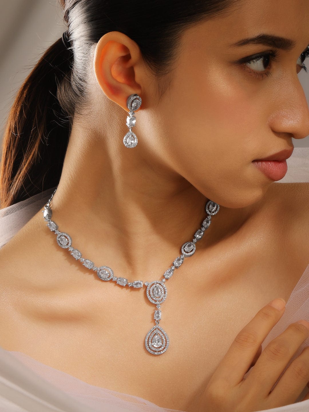 Rhodium-Plated AAA Cubic Zirconia Studded Teardrop & Halo Design Luxe Statement Necklace Set in Silver Tone for Women