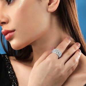 Rhodium-Plated Cubic Zirconia Stone-Studded Finger Ring - Silver