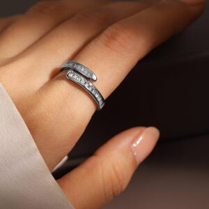 Rhodium-Plated Cubic Zirconia Studded Openable Adjustable Minimalist Ring - Silver