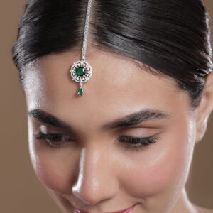 Rhodium-Plated Emerald Green & Cubic Zirconia Studded Maang Tikka - Green