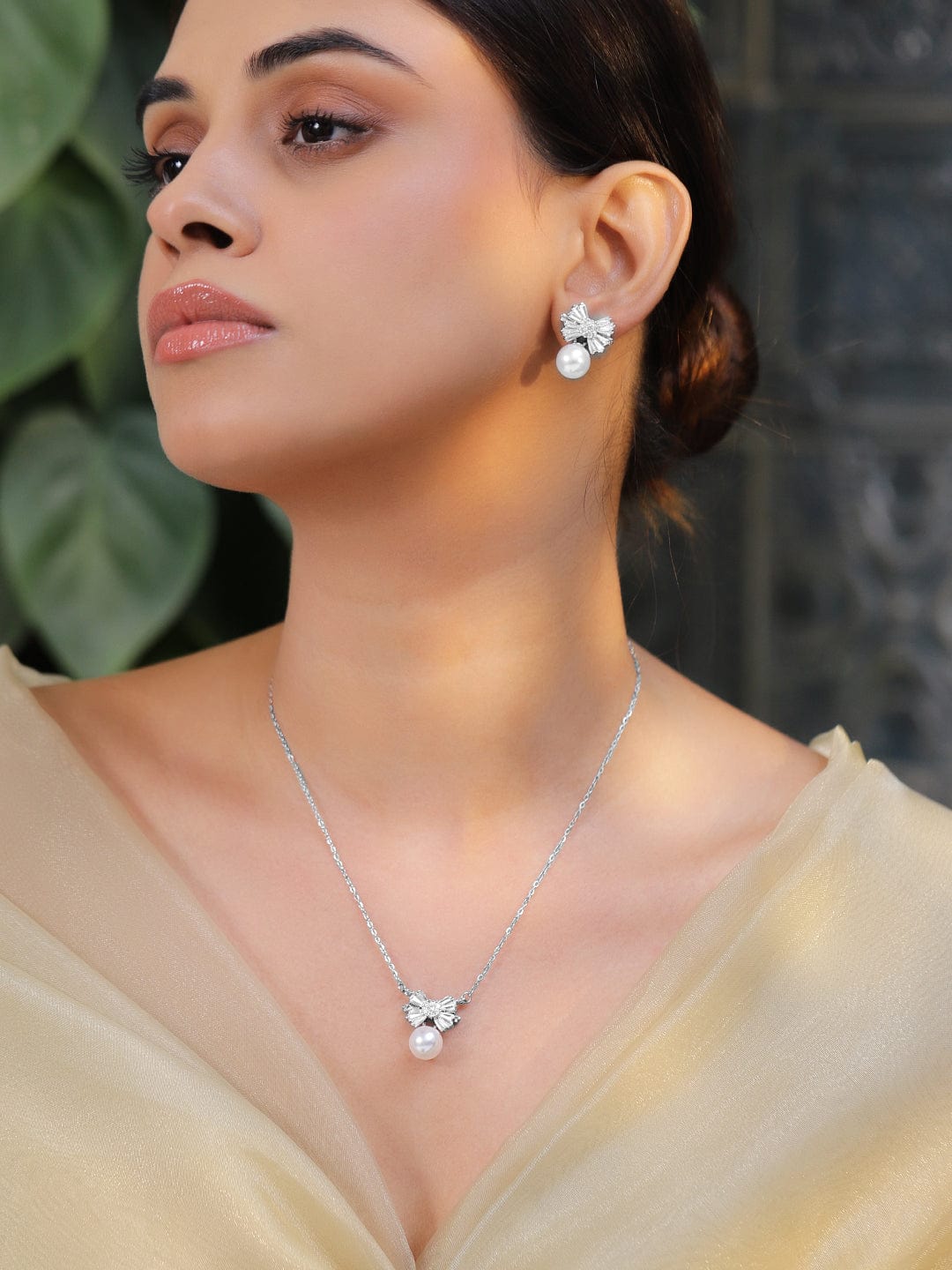 rubans-rhodium-plated-pearl-and-crystal-bow-pendant-necklace-and-earrings-necklace-chain-1143856225.jpg