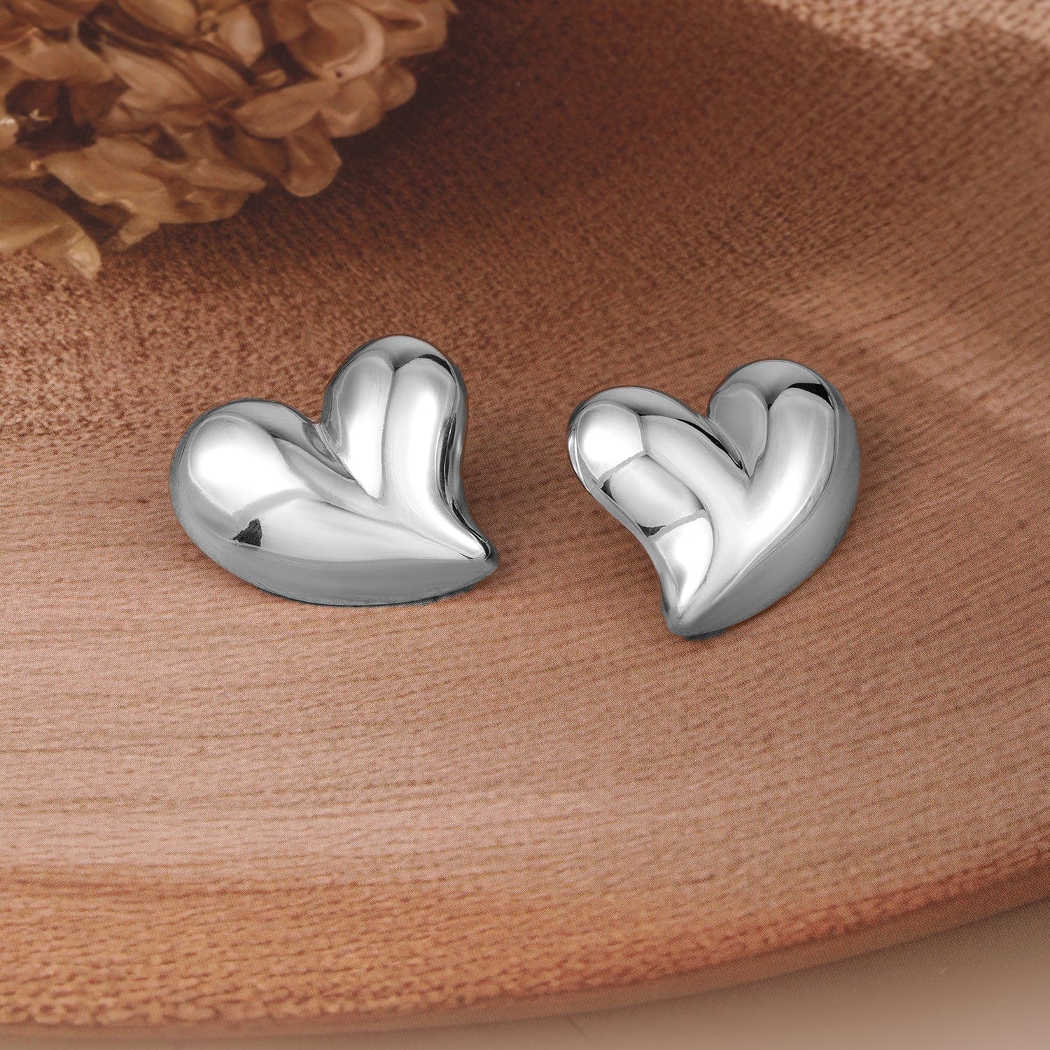 rubans-rhodium-plated-stainless-steel-tarnish-free-waterproof-heart-shaped-studs-earrings-37317041488046.jpg