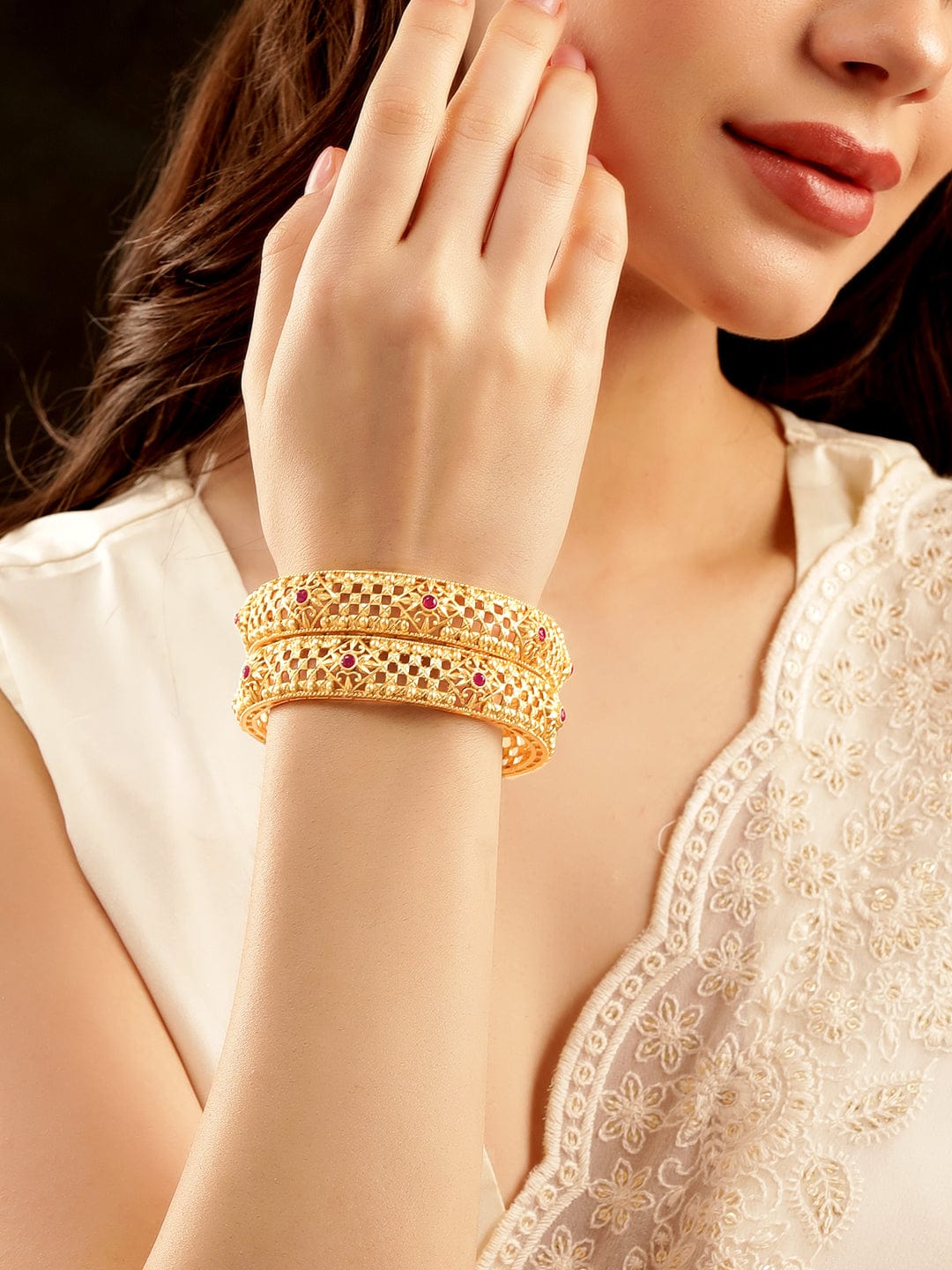 rubans-set-of-2-22k-gold-plated-kemp-stone-studded-filigree-detail-statement-bangles-bangles-bracelets-34842333413550.jpg