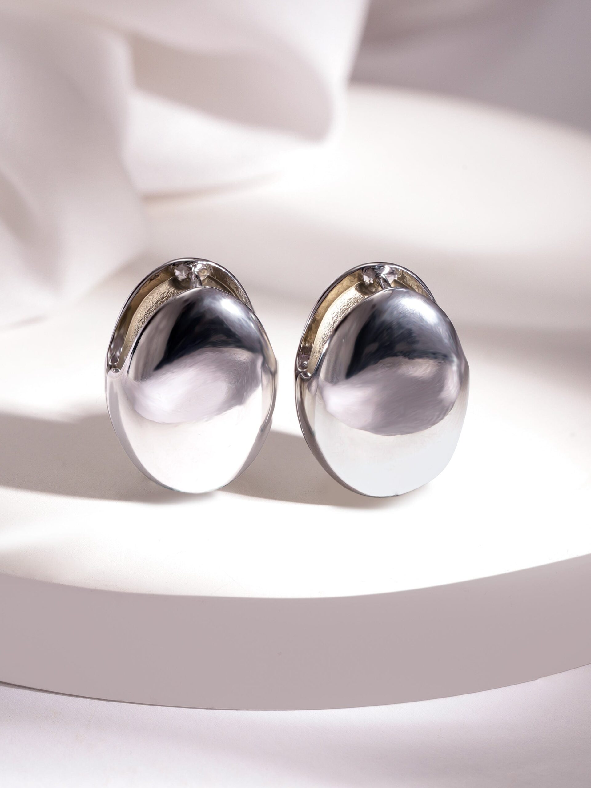 rubans-silver-plated-polished-oval-clip-on-earrings-for-a-sleek-minimalist-look-stud-earrings-1143856634.jpg