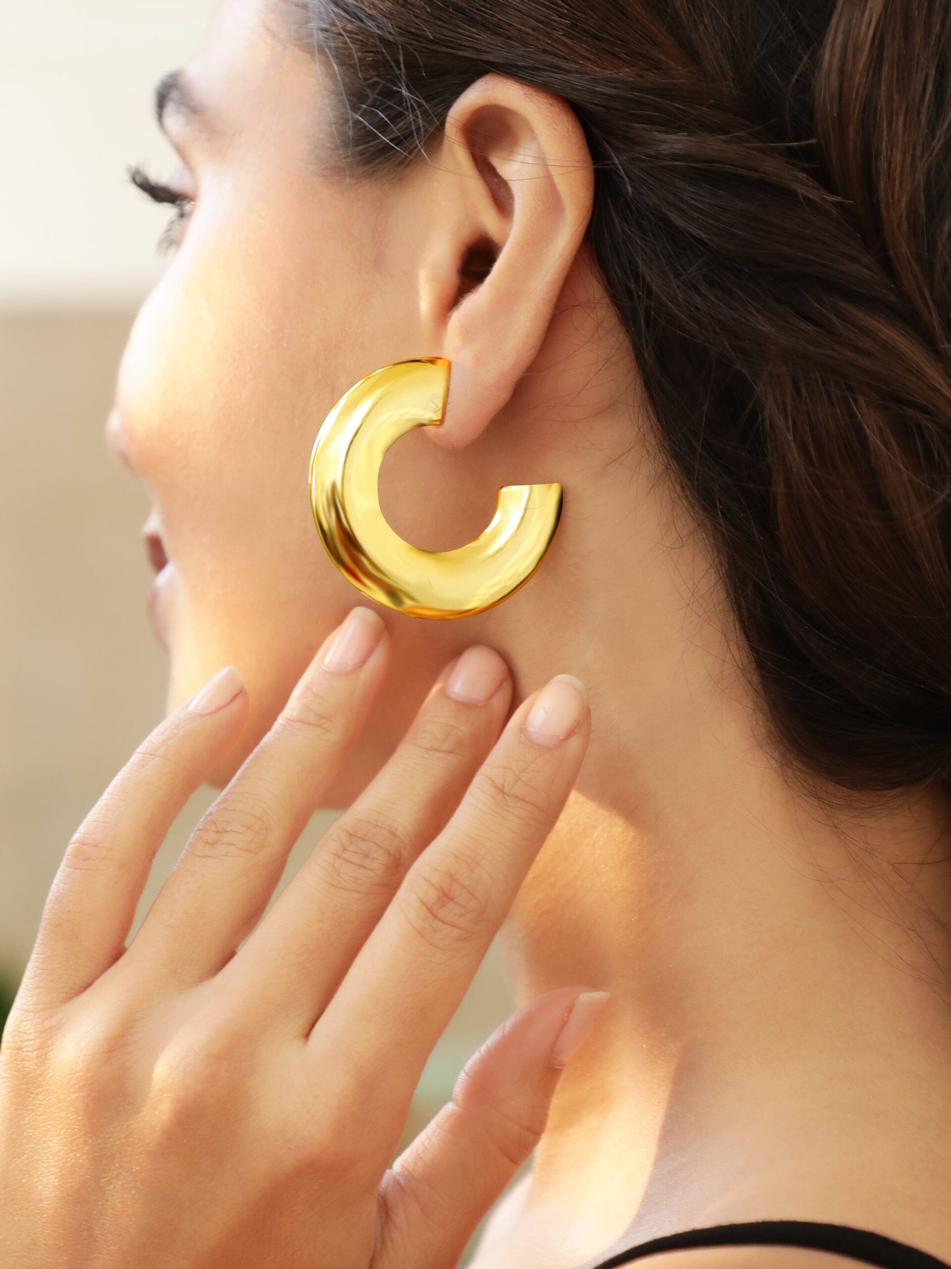 rubans-voguish-gold-plated-half-hoop-earrings-hoop-earrings-36563857473710.jpg