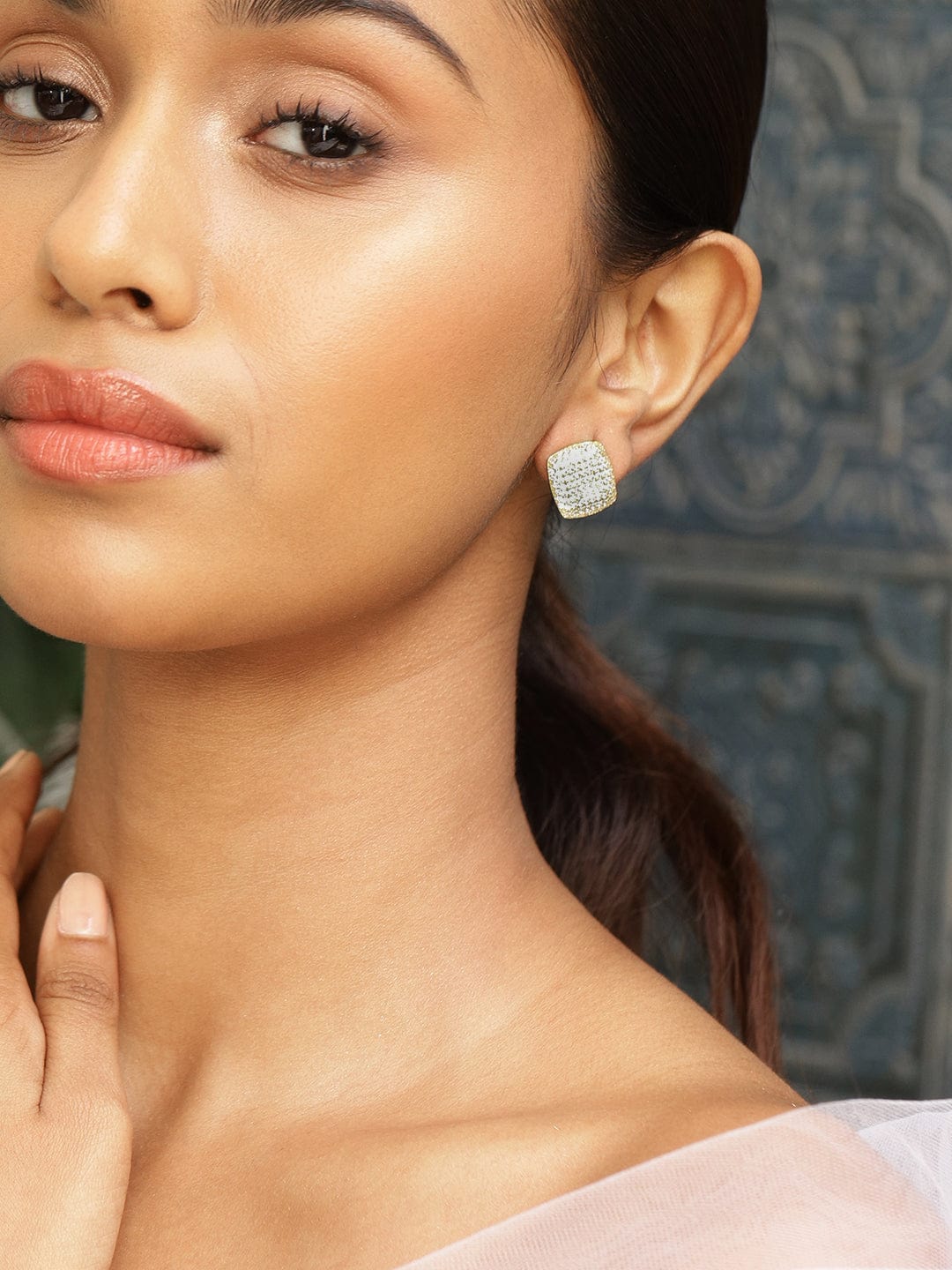 rubans18k-gold-plated-cubic-zirconia-studded-square-stud-earrings-earrings-38044061794478.jpg